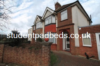 Everard Road, Front of the House 